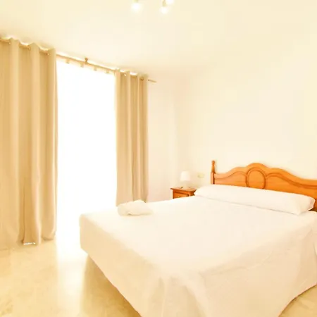 Expoholidays - Centro Almerimar Puerto Deportivo * Almerimar